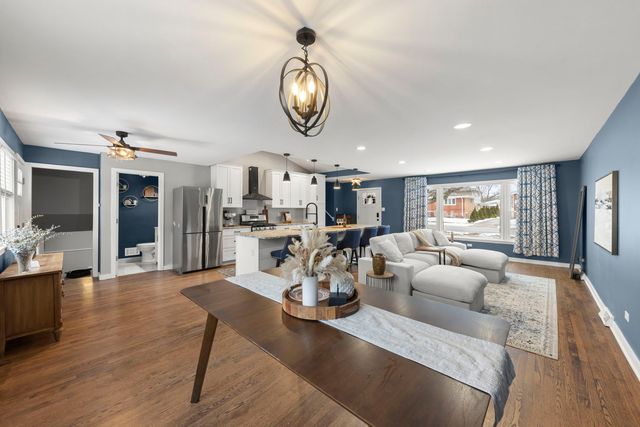 17606 S 70th Court, Tinley Park, IL 60477