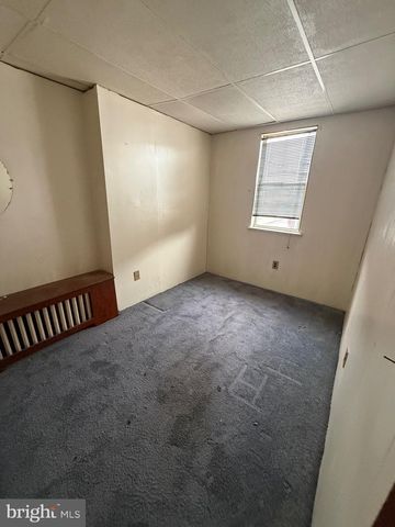 1501 S HOLLYWOOD ST, Philadelphia, PA 19146