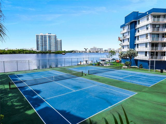 16558 NE 26th Ave 2A, North Miami Beach, FL 33160
