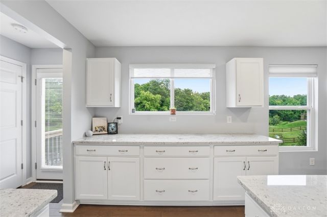 8952 Bluejay View Drive, Cleves, OH 45002