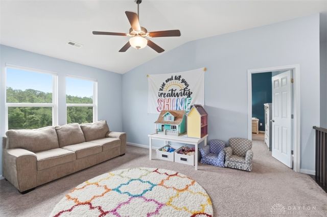 8952 Bluejay View Drive, Cleves, OH 45002