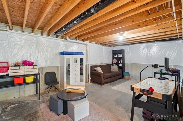 8952 Bluejay View Drive, Cleves, OH 45002
