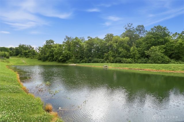 8952 Bluejay View Drive, Cleves, OH 45002