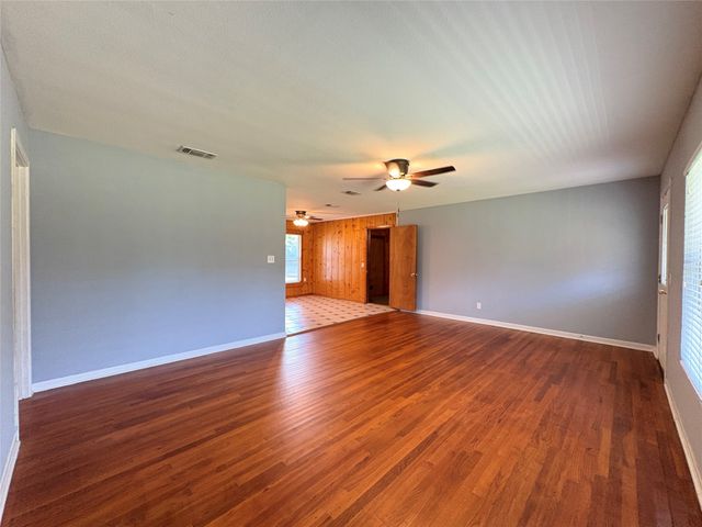 105 Calloway Dr., Hughes Springs, TX 75656