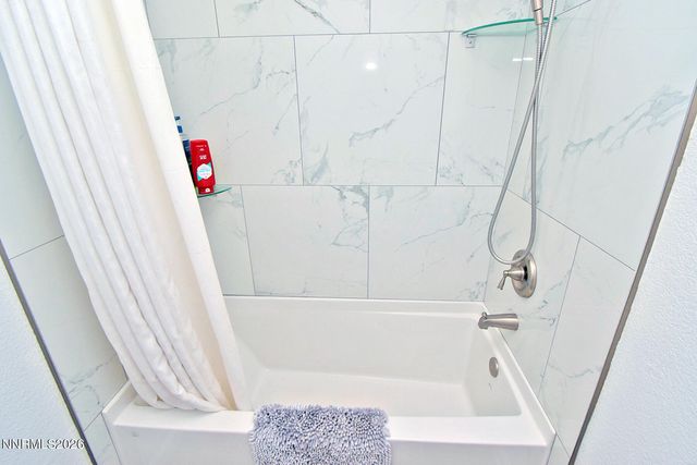 6770 Evening Star Drive, Sparks, NV 89436