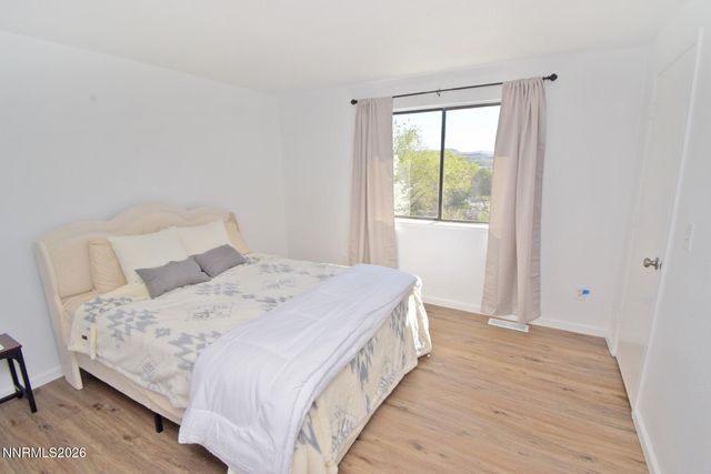 6770 Evening Star Drive, Sparks, NV 89436