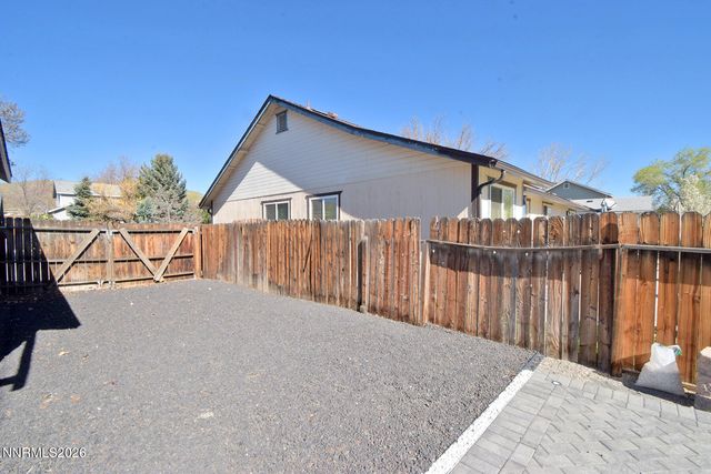6770 Evening Star Drive, Sparks, NV 89436
