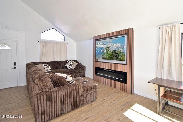 6770 Evening Star Drive, Sparks, NV 89436