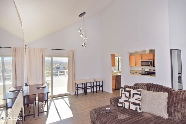 6770 Evening Star Drive, Sparks, NV 89436