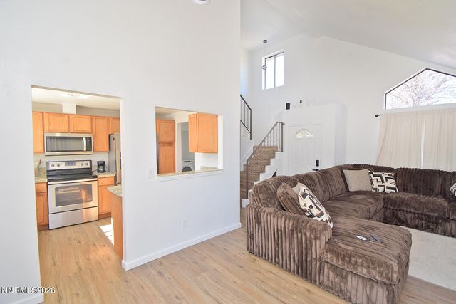 6770 Evening Star Drive, Sparks, NV 89436