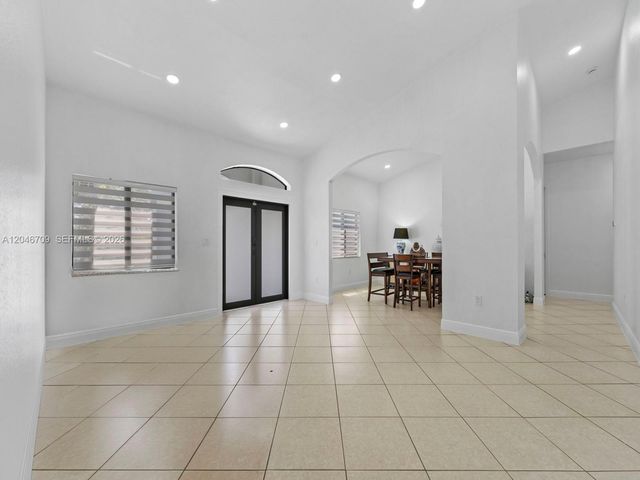 13205 SW 218th Ter, Miami, FL 33170