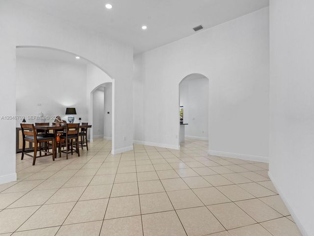 13205 SW 218th Ter, Miami, FL 33170