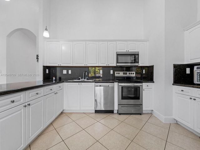 13205 SW 218th Ter, Miami, FL 33170