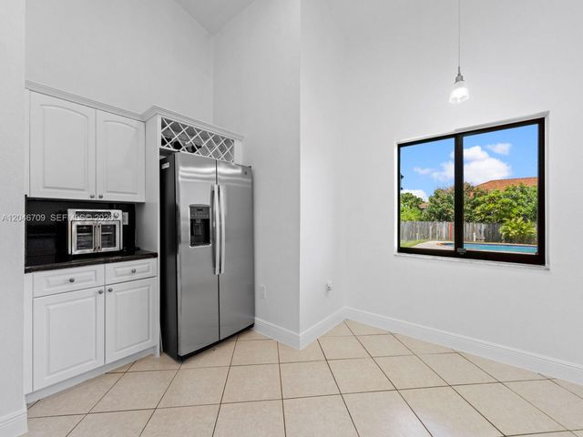13205 SW 218th Ter, Miami, FL 33170