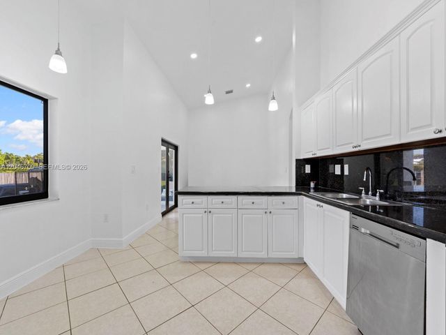 13205 SW 218th Ter, Miami, FL 33170