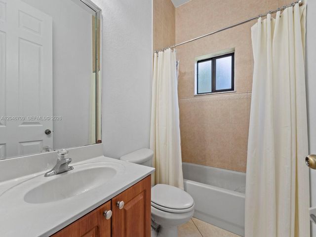 13205 SW 218th Ter, Miami, FL 33170