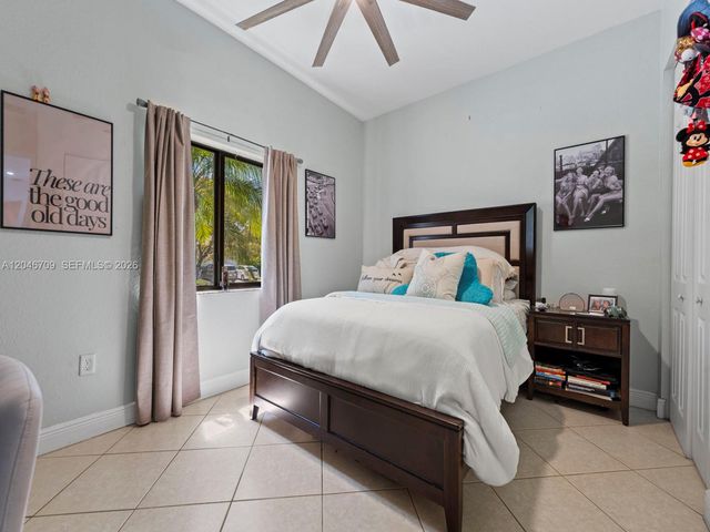 13205 SW 218th Ter, Miami, FL 33170