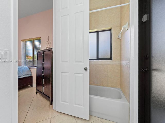 13205 SW 218th Ter, Miami, FL 33170