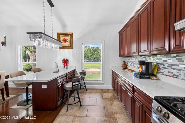 1200 College Street, Gulfport, MS 39507