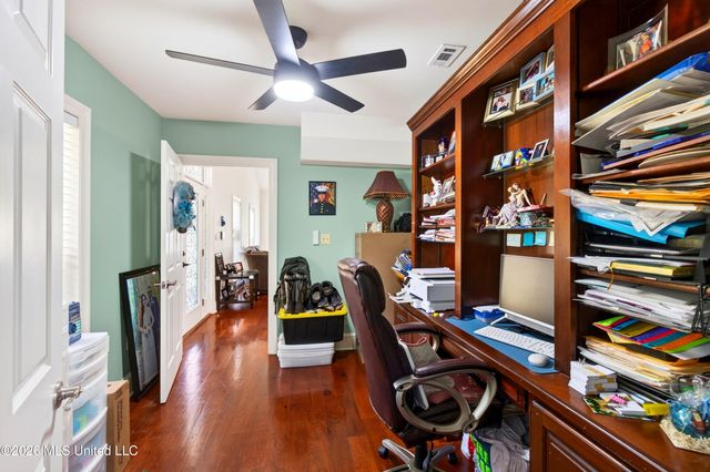 1200 College Street, Gulfport, MS 39507