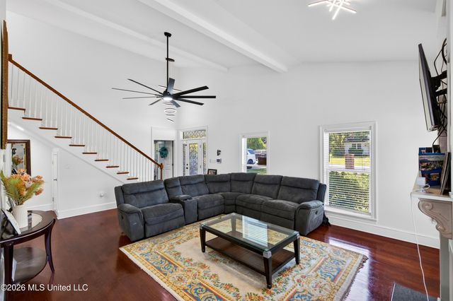 1200 College Street, Gulfport, MS 39507