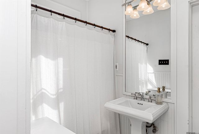 2148 Oleander St, Baton Rouge, LA 70806