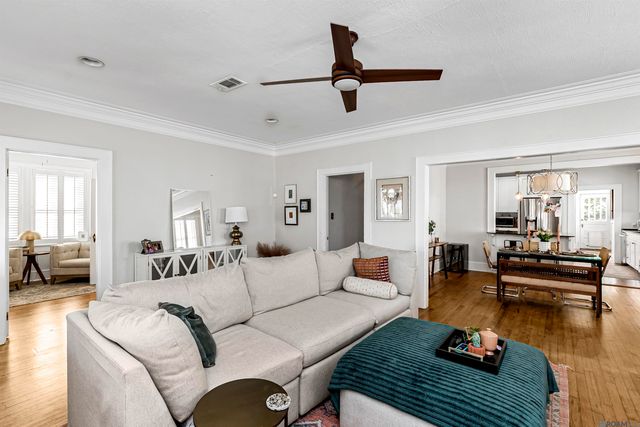 2148 Oleander St, Baton Rouge, LA 70806