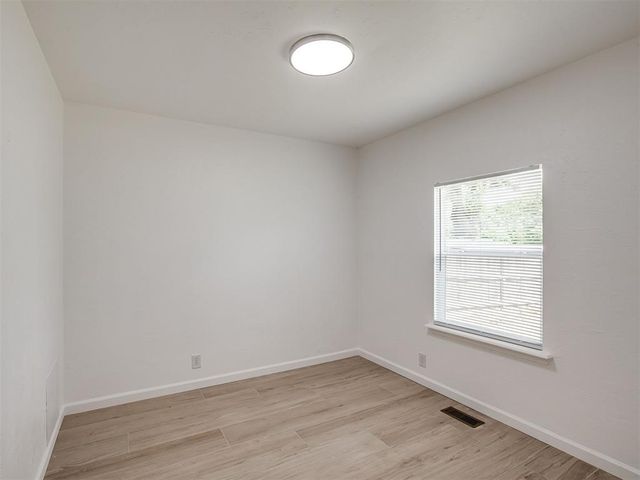 221 W Wayne Street, Edmond, OK 73003