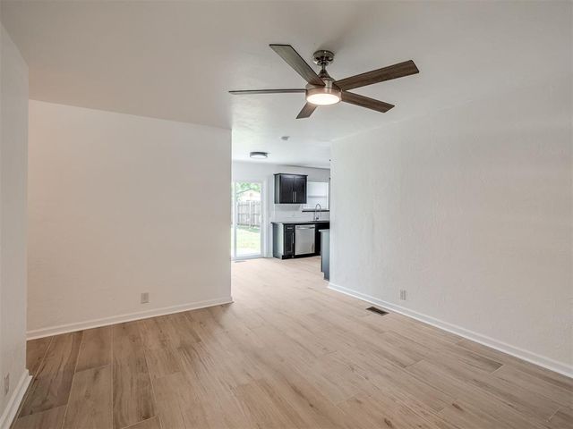 221 W Wayne Street, Edmond, OK 73003