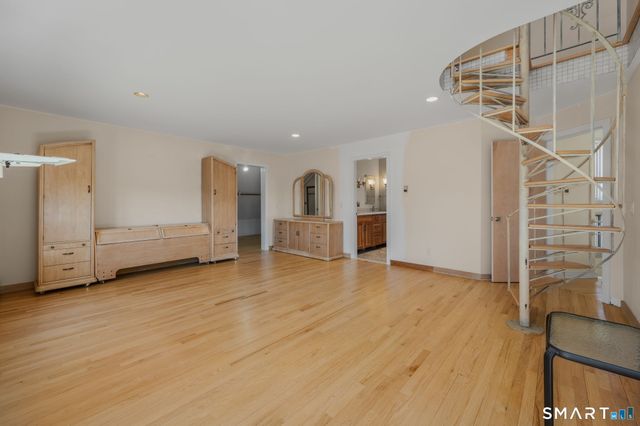 54 Wilbur Road, Stonington, CT 06378