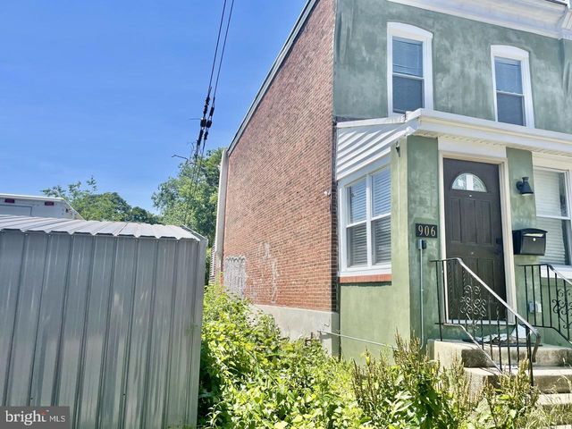 906 CEDAR AVE, Darby, PA 19023