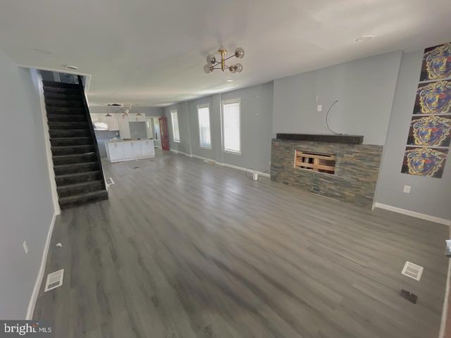 906 CEDAR AVE, Darby, PA 19023