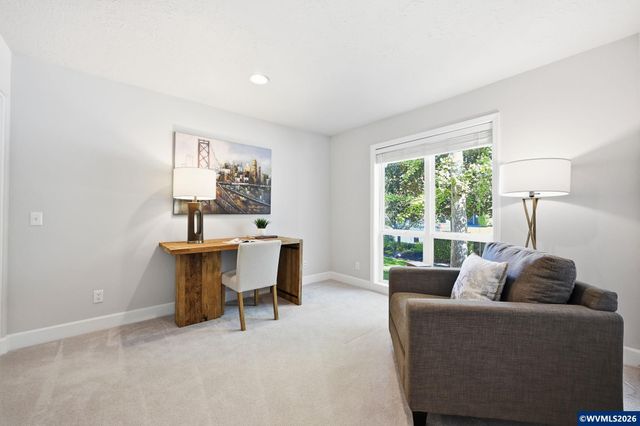 575 Castle Glen Ln N, Keizer, OR 97303