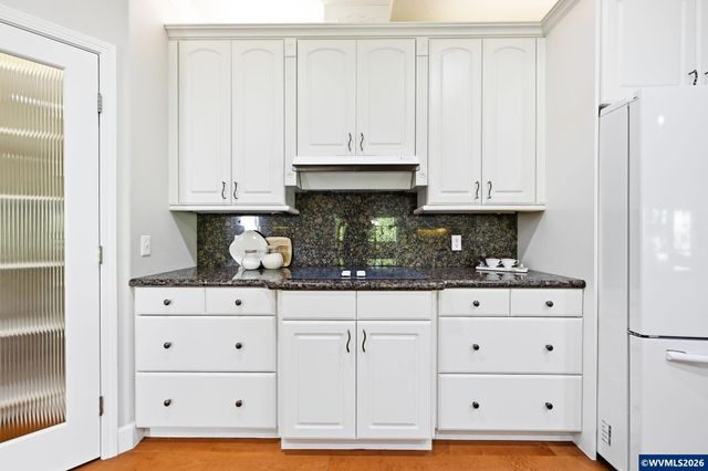575 Castle Glen Ln N, Keizer, OR 97303