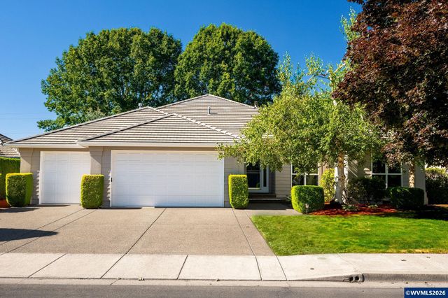 575 Castle Glen Ln N, Keizer, OR 97303
