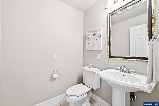 575 Castle Glen Ln N, Keizer, OR 97303