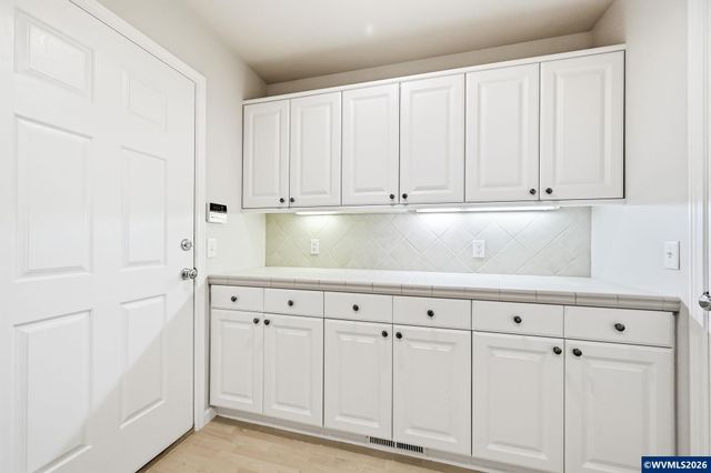575 Castle Glen Ln N, Keizer, OR 97303