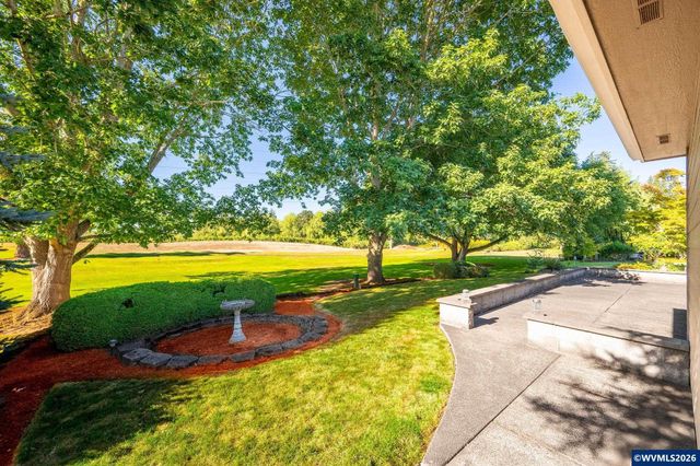575 Castle Glen Ln N, Keizer, OR 97303