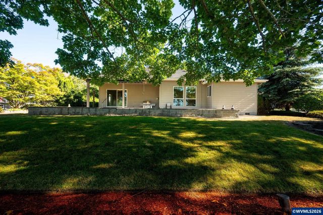 575 Castle Glen Ln N, Keizer, OR 97303