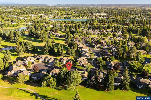 575 Castle Glen Ln N, Keizer, OR 97303