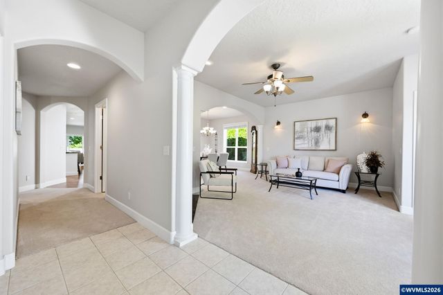 575 Castle Glen Ln N, Keizer, OR 97303