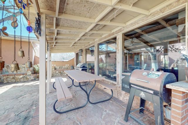 701 PLEASANT Place, Bosque Farms, NM 87068