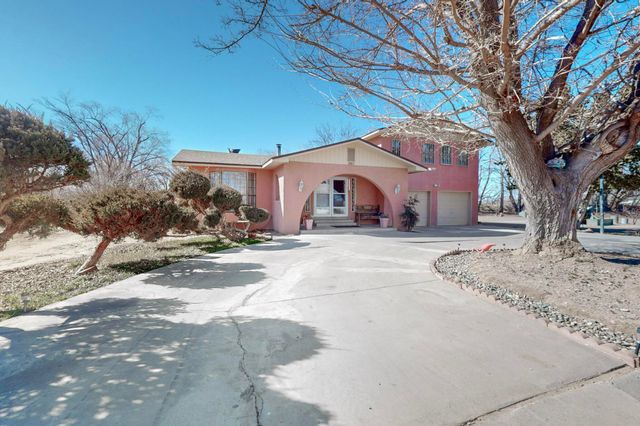 701 PLEASANT Place, Bosque Farms, NM 87068