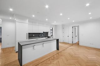 24-39 38th Street B7B8, Astoria, NY 11103