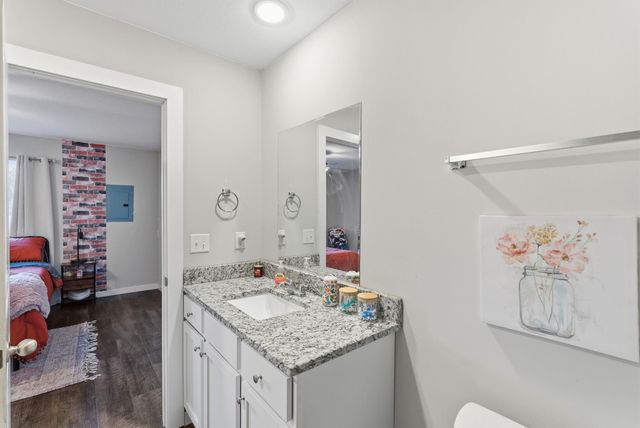 1801-1803 E 69th Ct N, Park City, KS 67219