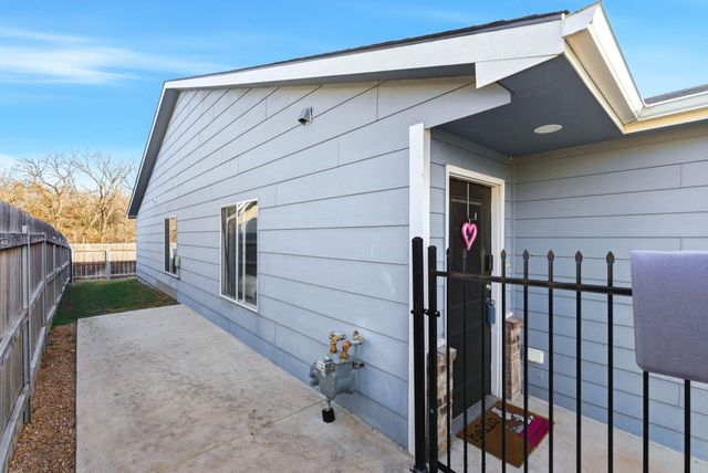 1801-1803 E 69th Ct N, Park City, KS 67219