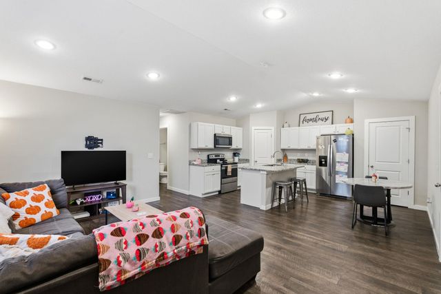 1801-1803 E 69th Ct N, Park City, KS 67219