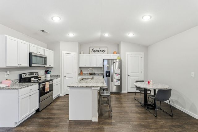 1801-1803 E 69th Ct N, Park City, KS 67219