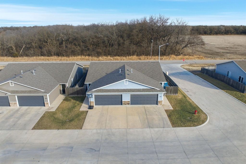 1801-1803 E 69th Ct N, Park City, KS 67219