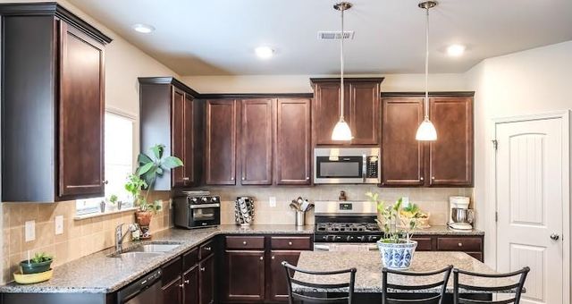 104 Camilla Drive, Carrollton, GA 30116
